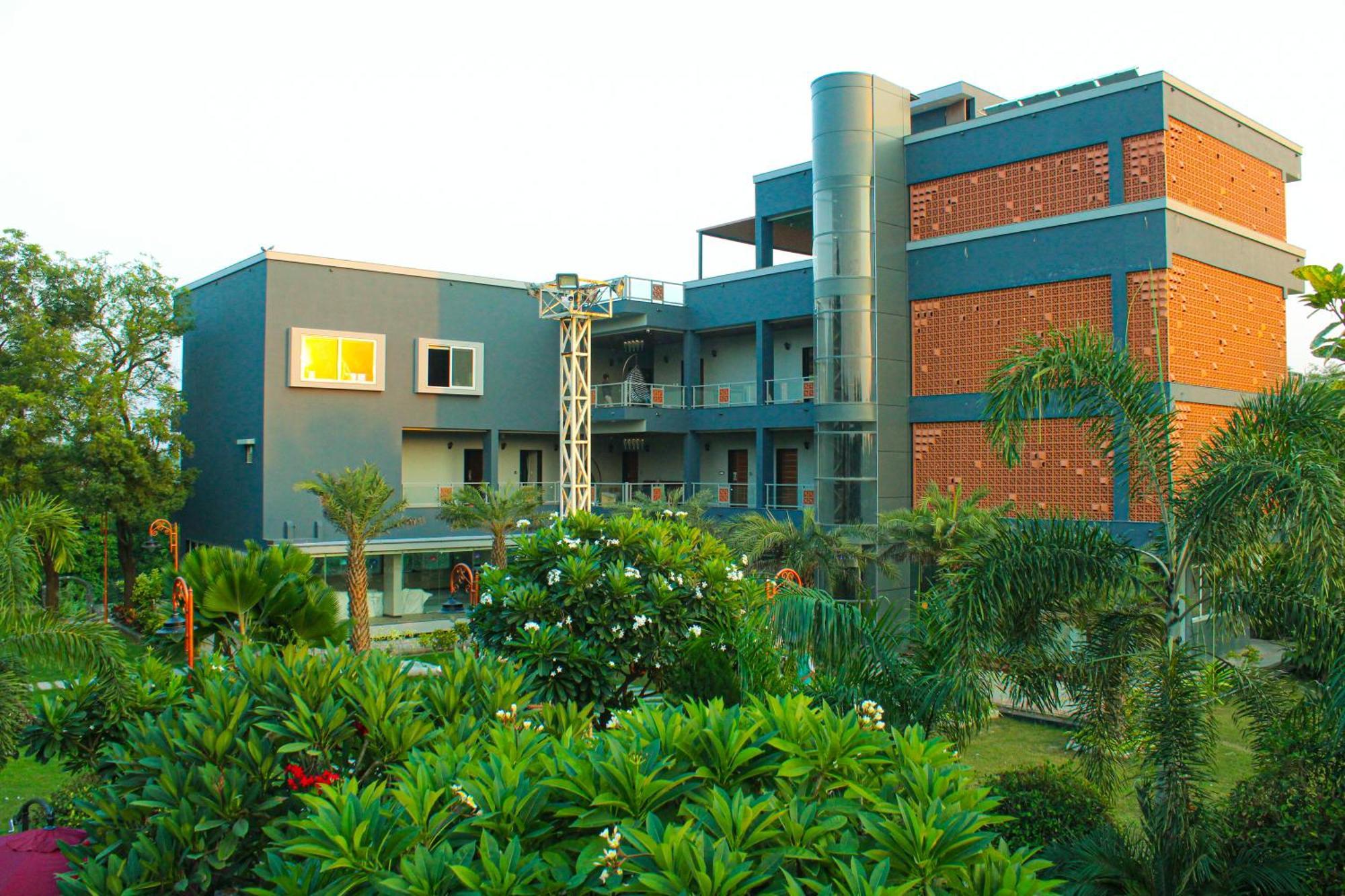 Krishna Riverside Resort Vasad المظهر الخارجي الصورة