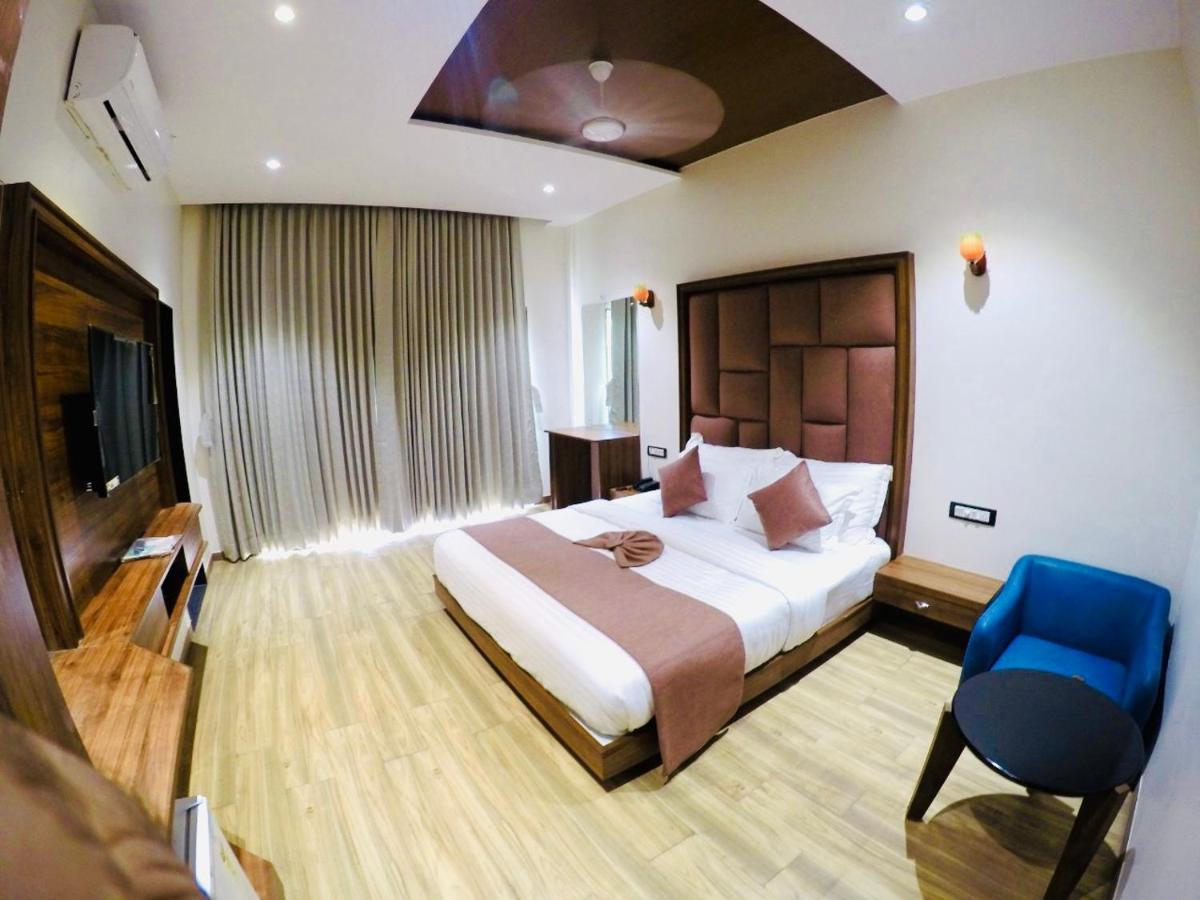 Krishna Riverside Resort Vasad المظهر الخارجي الصورة