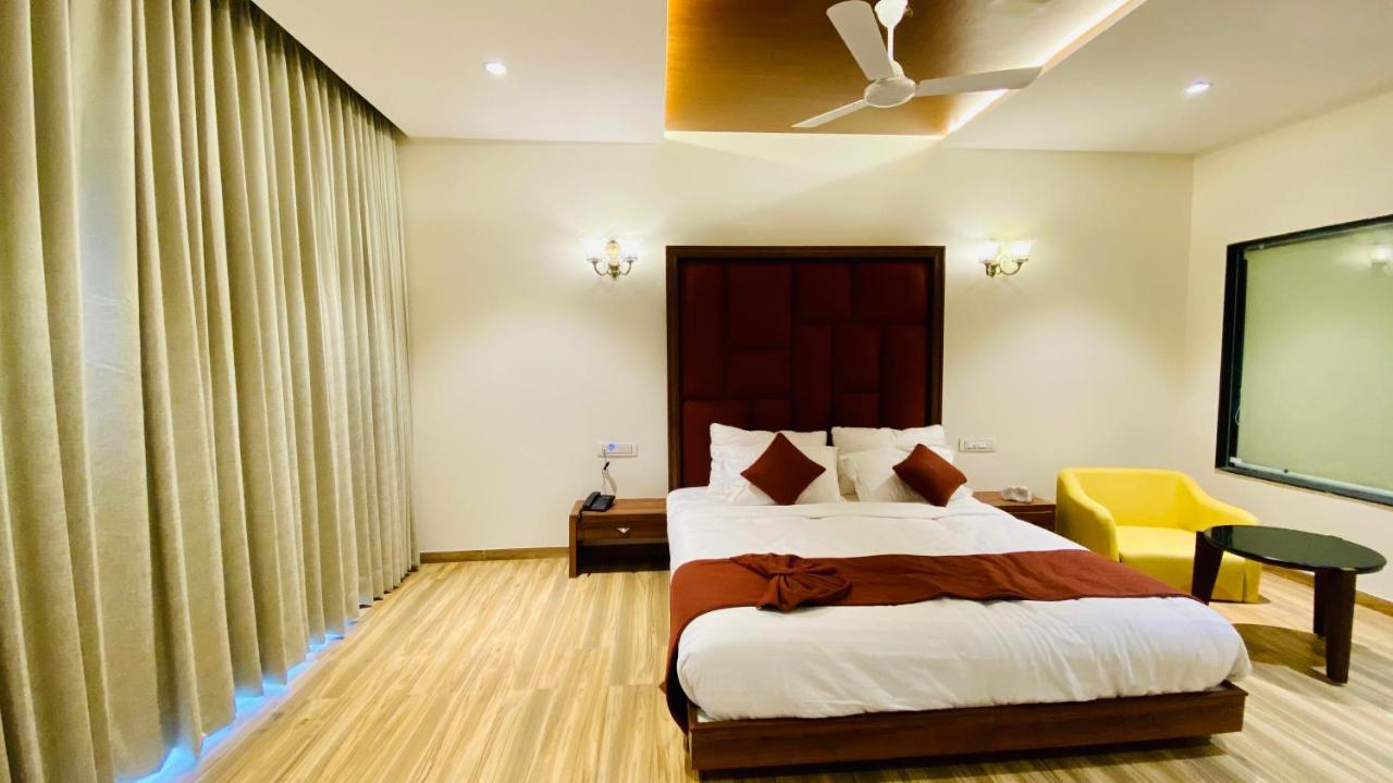 Krishna Riverside Resort Vasad المظهر الخارجي الصورة