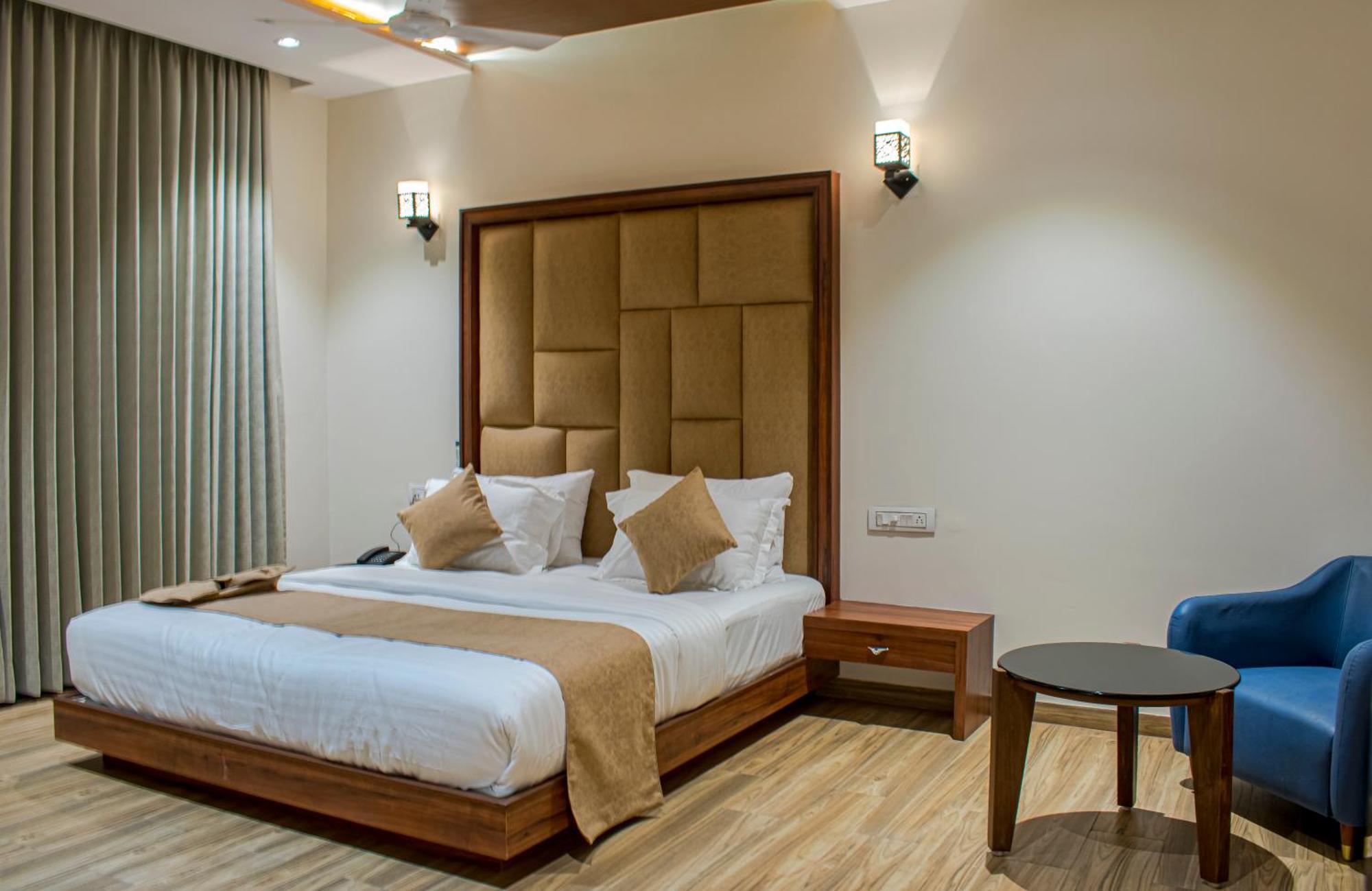 Krishna Riverside Resort Vasad المظهر الخارجي الصورة