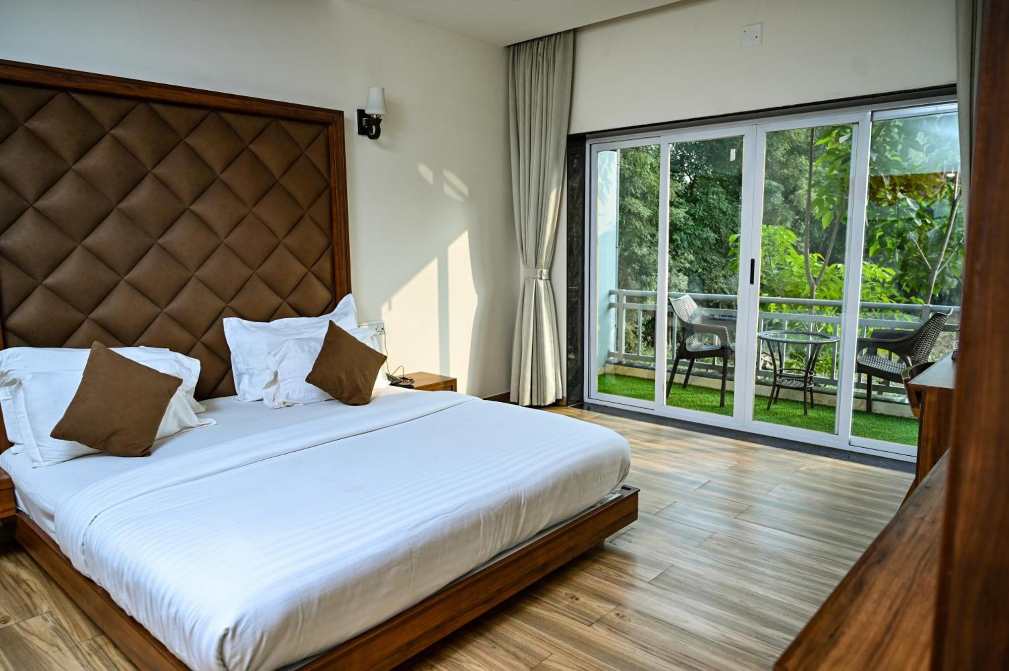 Krishna Riverside Resort Vasad المظهر الخارجي الصورة