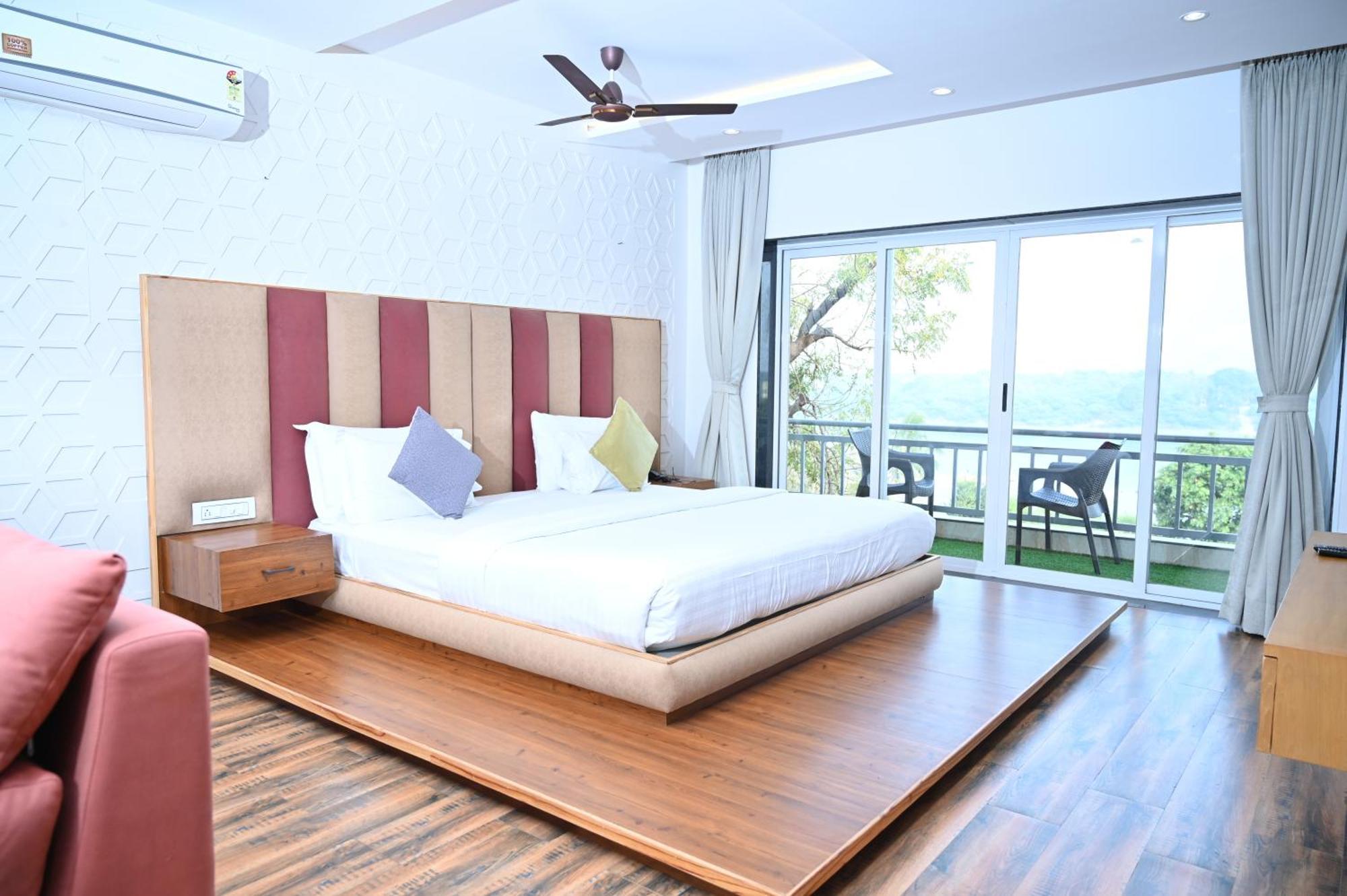 Krishna Riverside Resort Vasad المظهر الخارجي الصورة